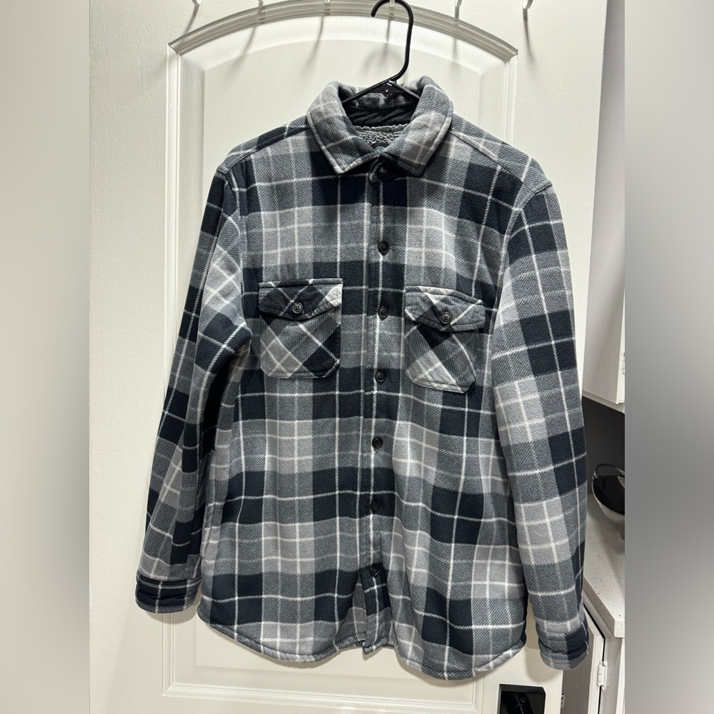 Mens freedom foundry shirt/Jacket size Medium color Black/gray